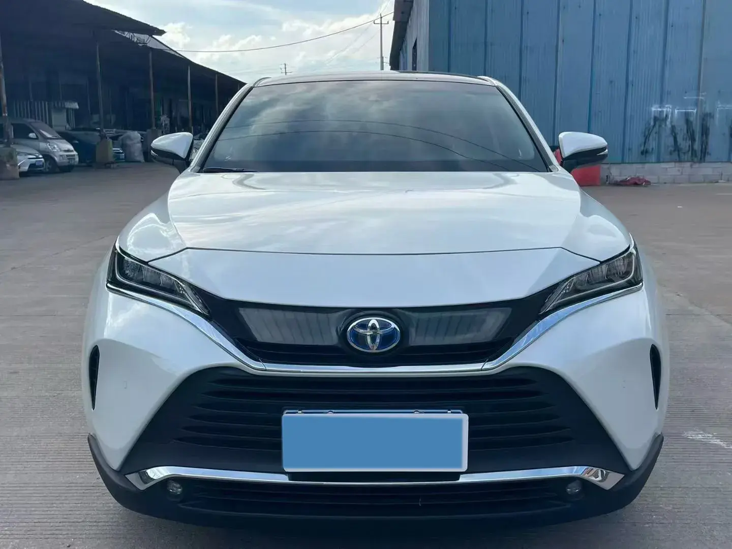 2022 TOYOTA HARRIER thumbnail 2