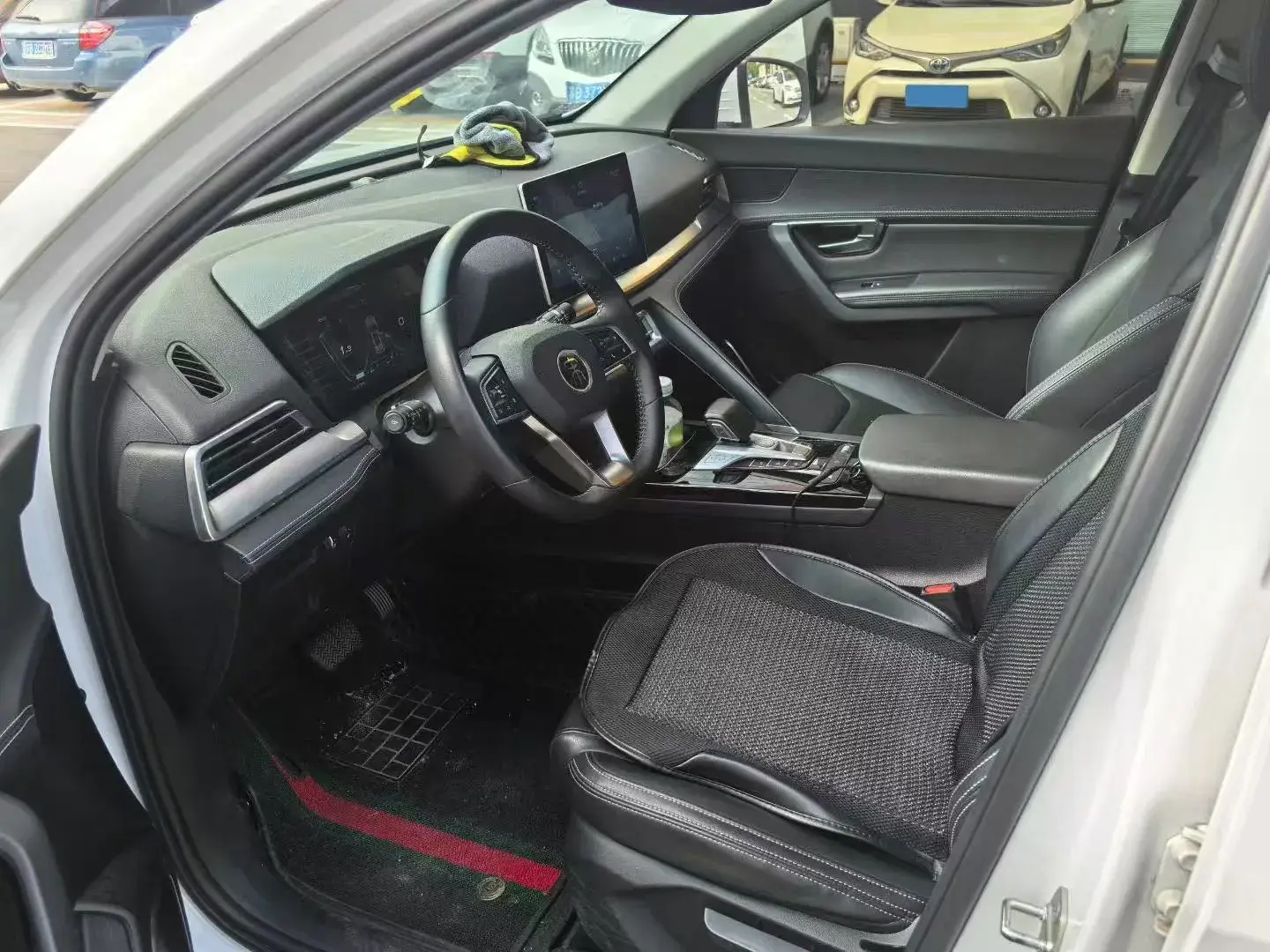 2019 BYD SONG thumbnail 3