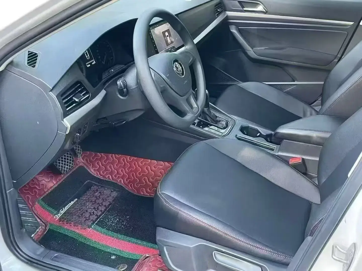 2019 VOLKSWAGEN LAVIDA thumbnail 4