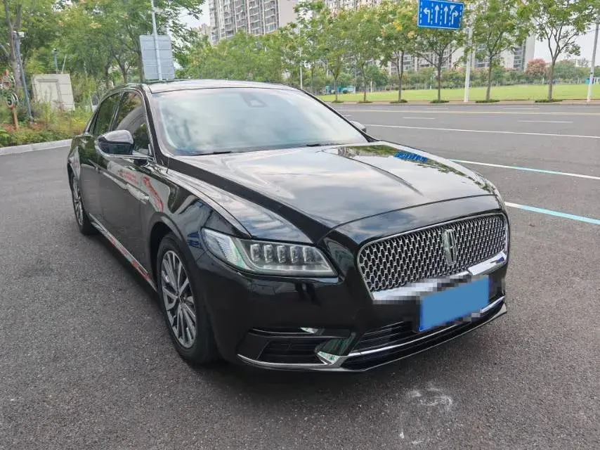 2019 LINCOLN CONTINENTAL thumbnail 2