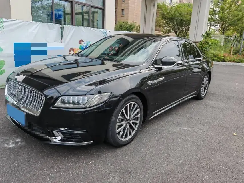 2019 LINCOLN CONTINENTAL view 1