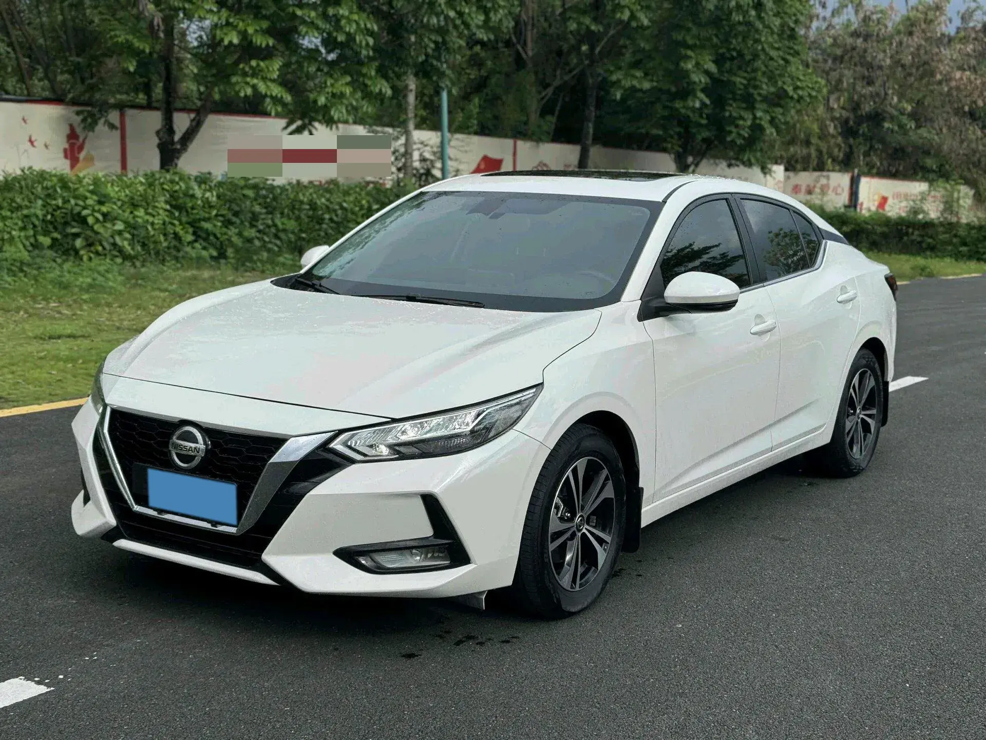 2022 NISSAN SYLPHY view 1