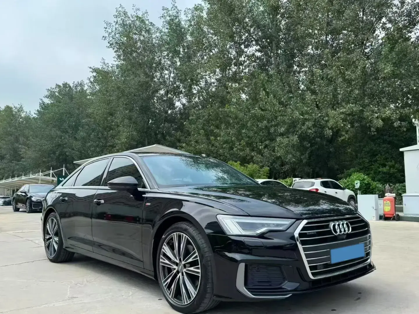 2022 AUDI A6L thumbnail 3