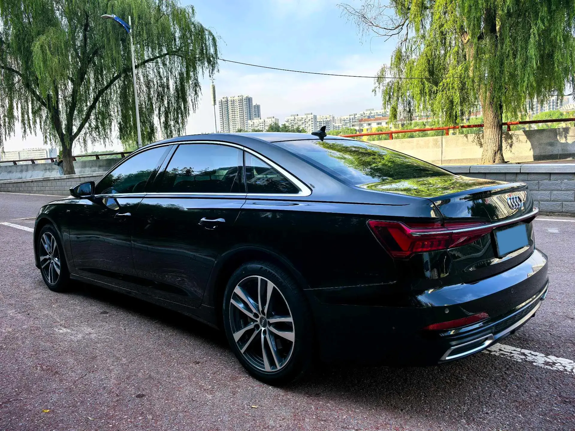 2021 AUDI A6L thumbnail 4