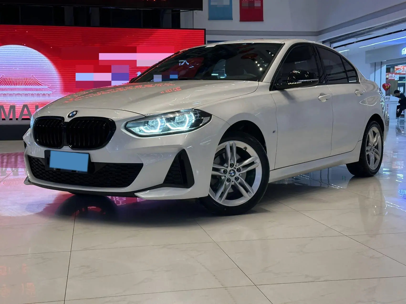 2021 BMW 1 view 1
