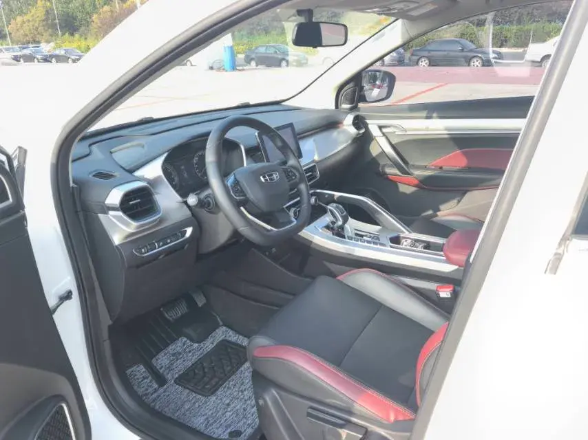 2020 GEELY COOLRAY thumbnail 4