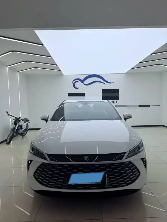 2025 BYD QIN thumbnail 2