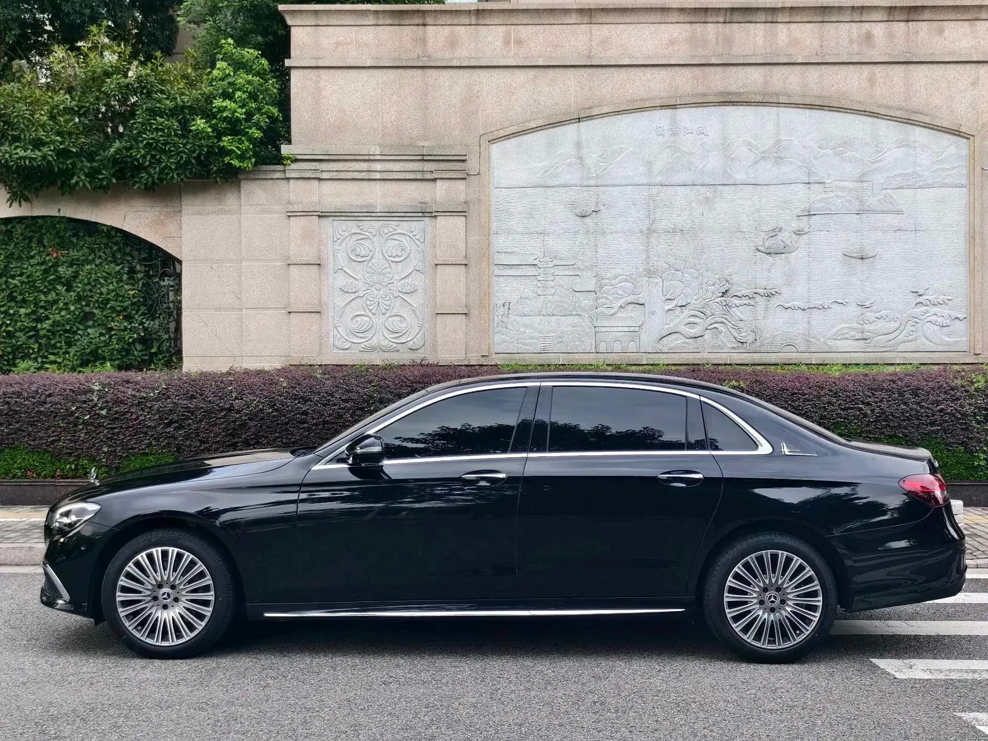 2021 MERCEDES-BENZ E thumbnail 4