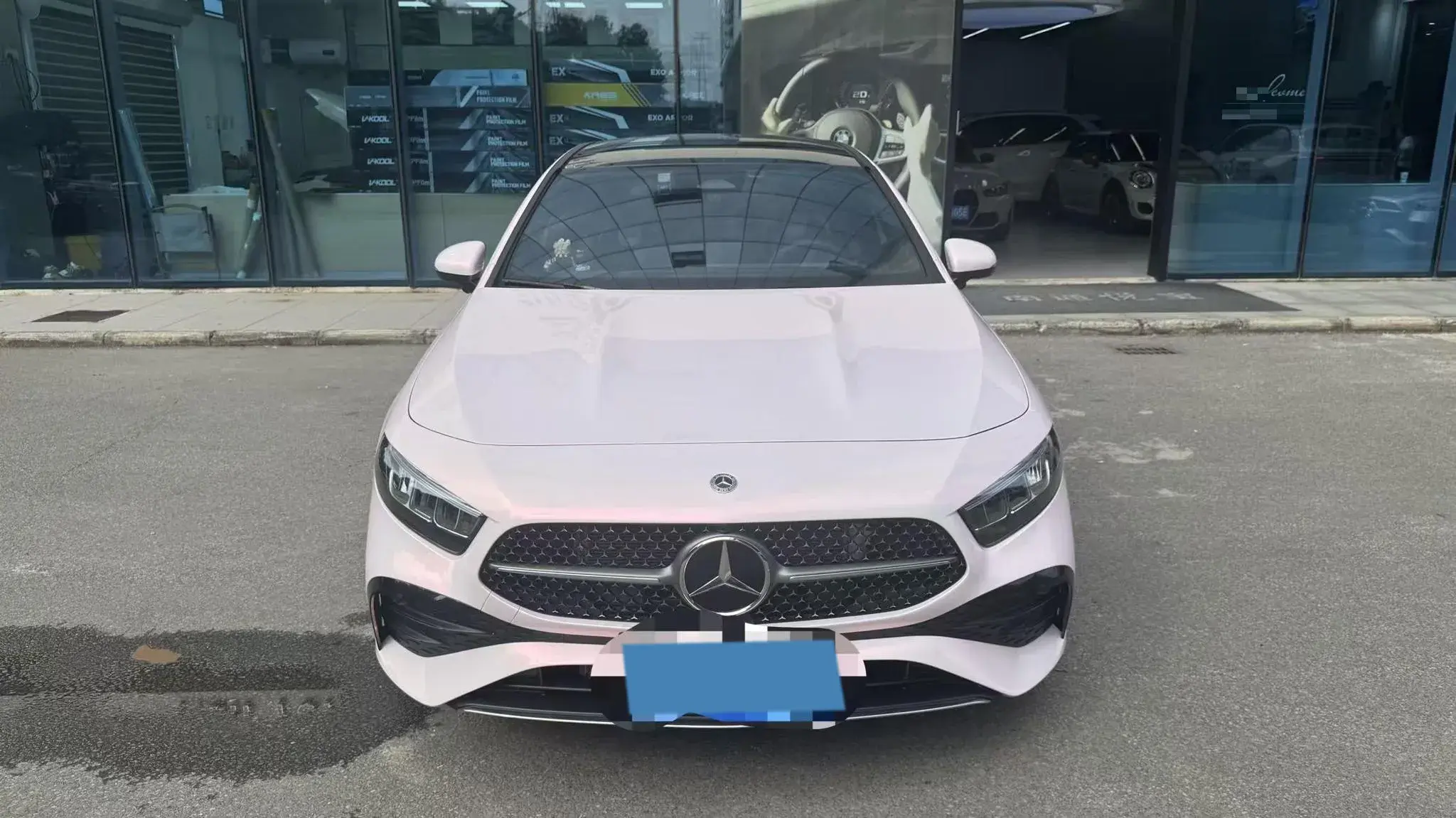 2025 MERCEDES-BENZ A thumbnail 2