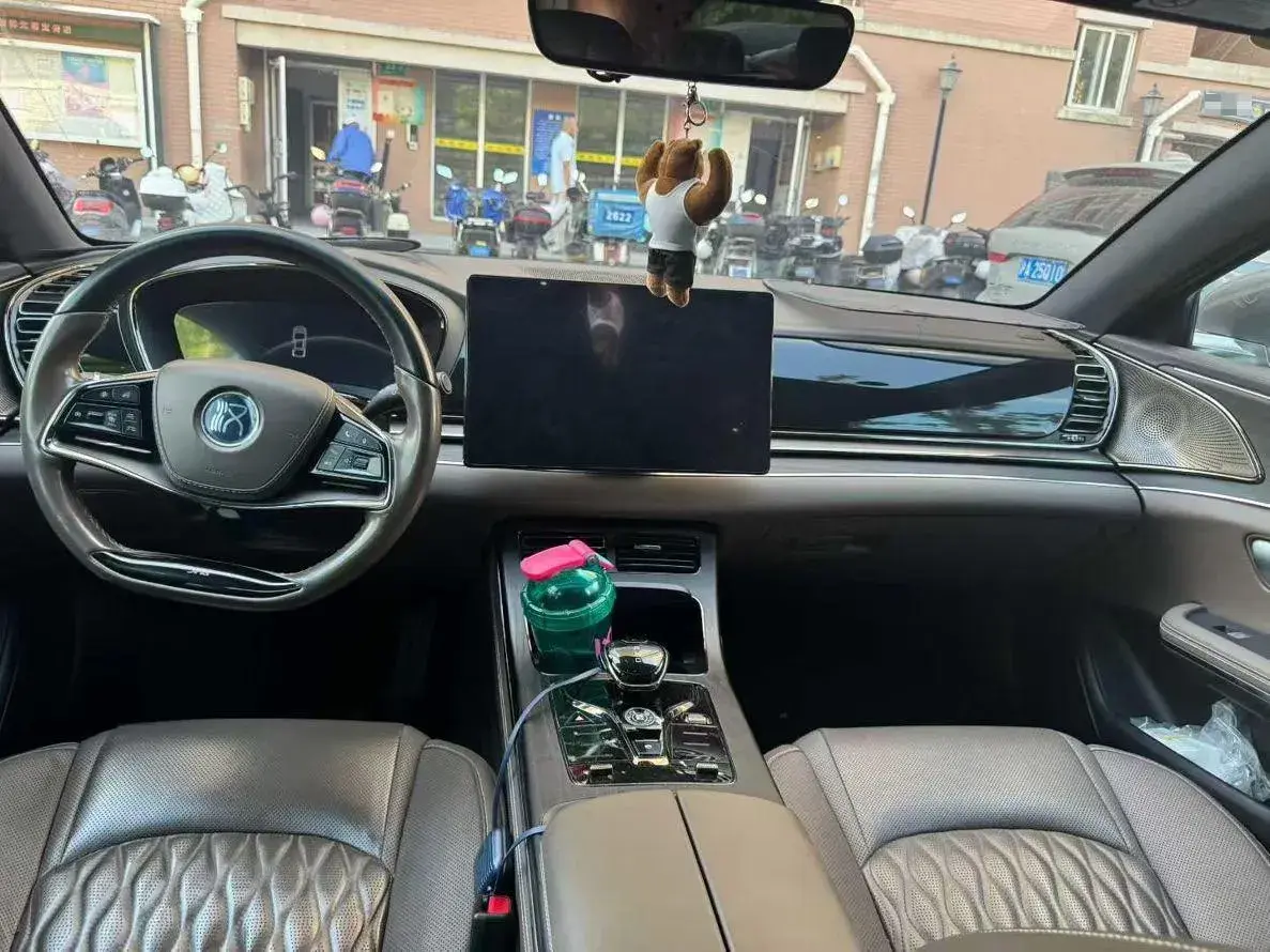 2020 BYD HAN thumbnail 4