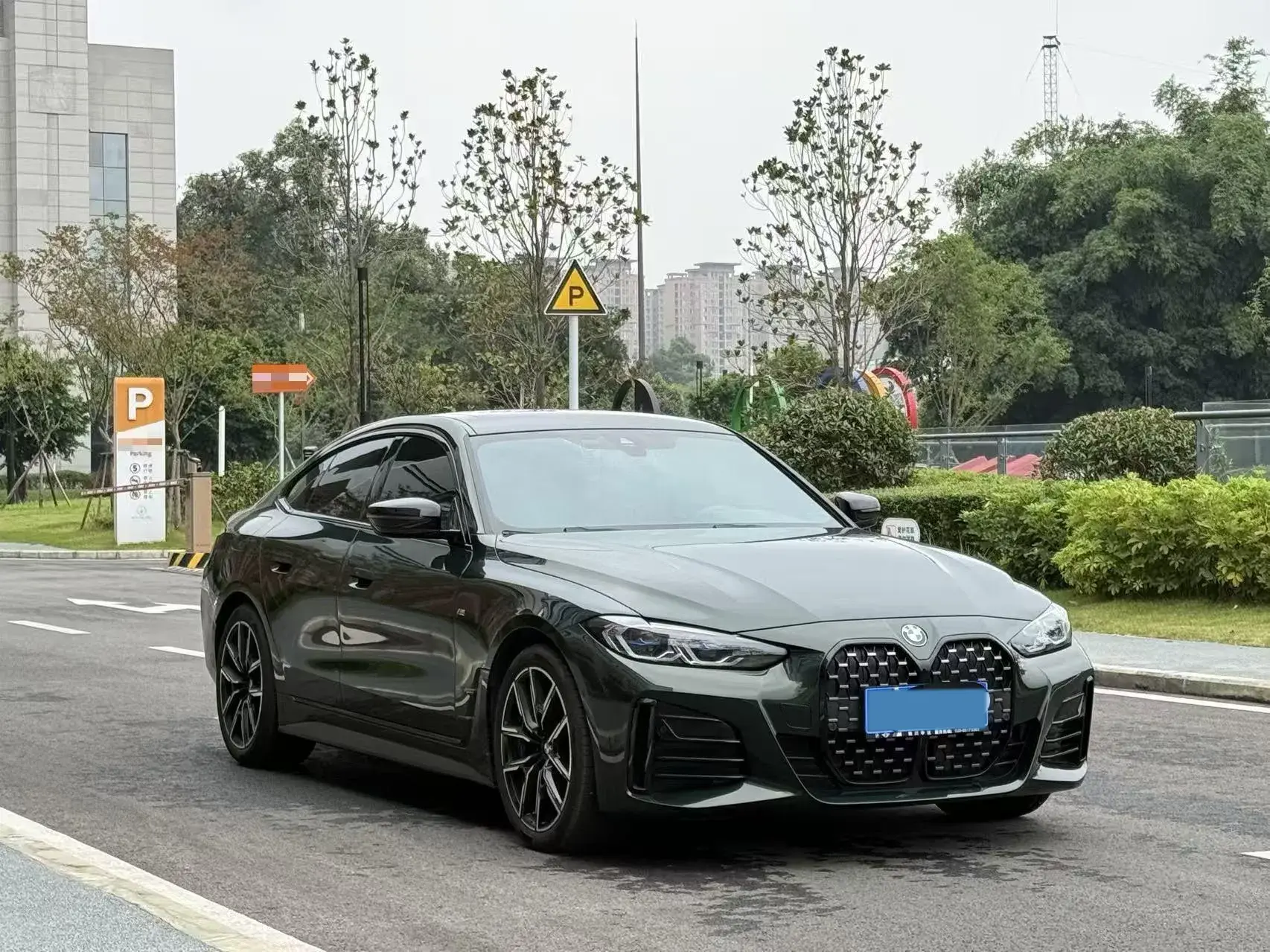 2022 BMW 4 thumbnail 3