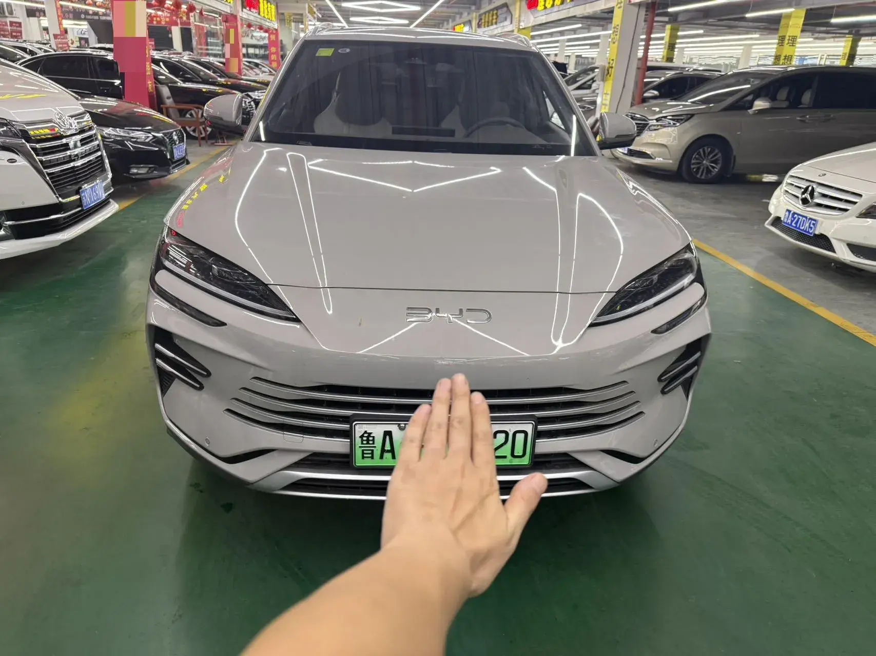 2025 BYD SONG thumbnail 2