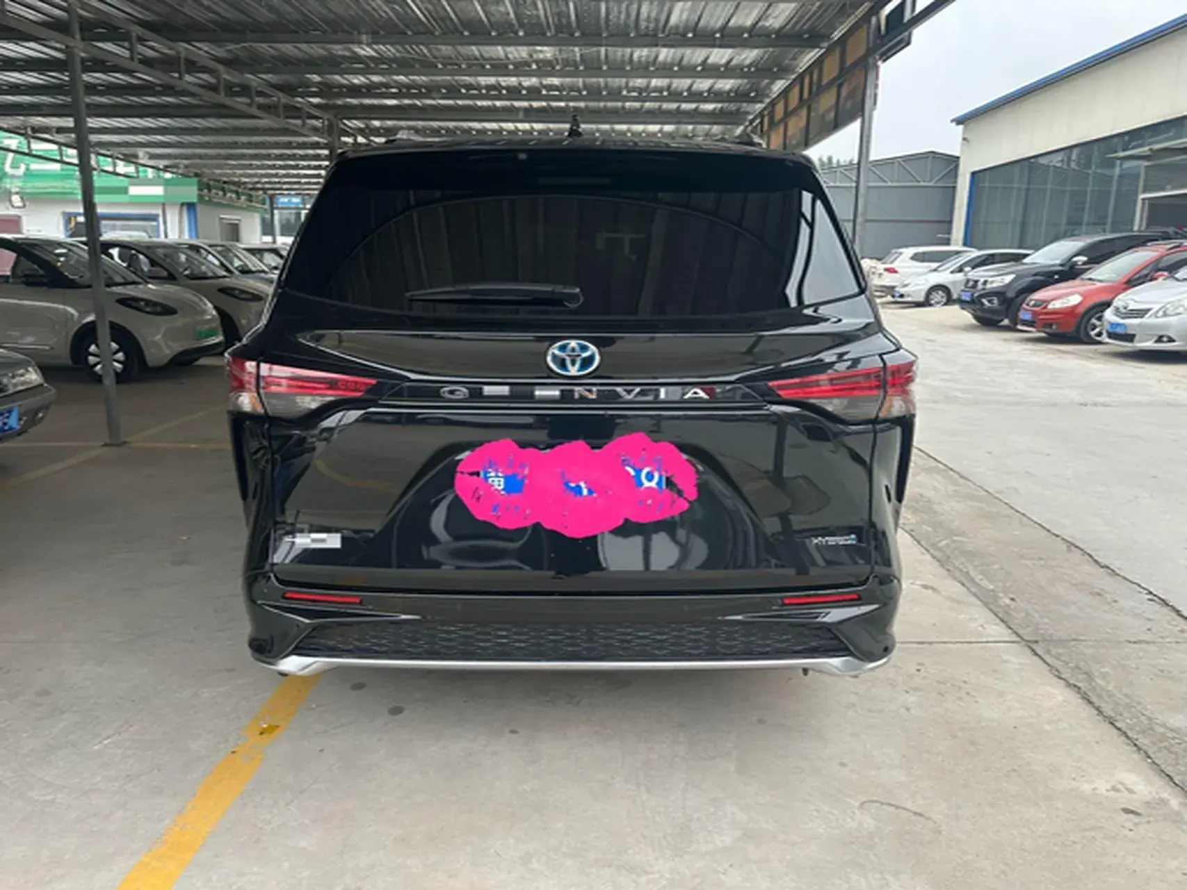 2023 TOYOTA GRANVIA thumbnail 3