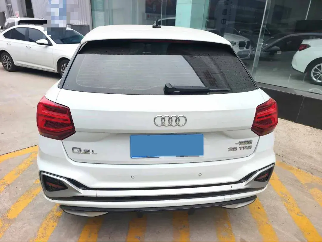 2022 AUDI Q2L thumbnail 3