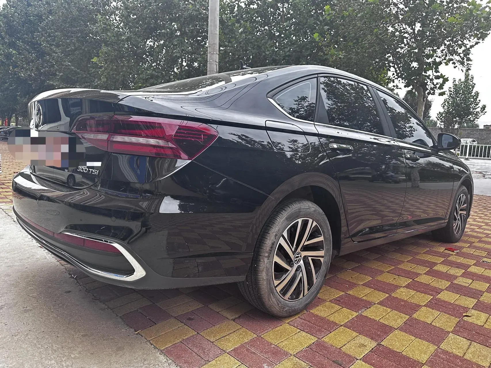 2023 VOLKSWAGEN LAVIDA thumbnail 4