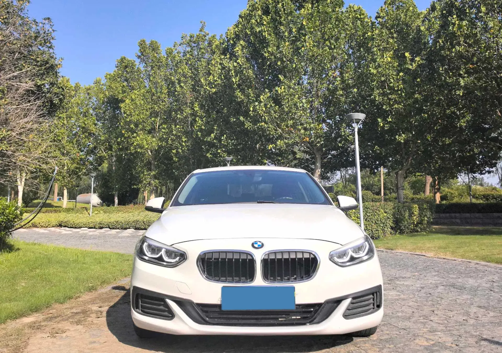 2020 BMW 1 thumbnail 2
