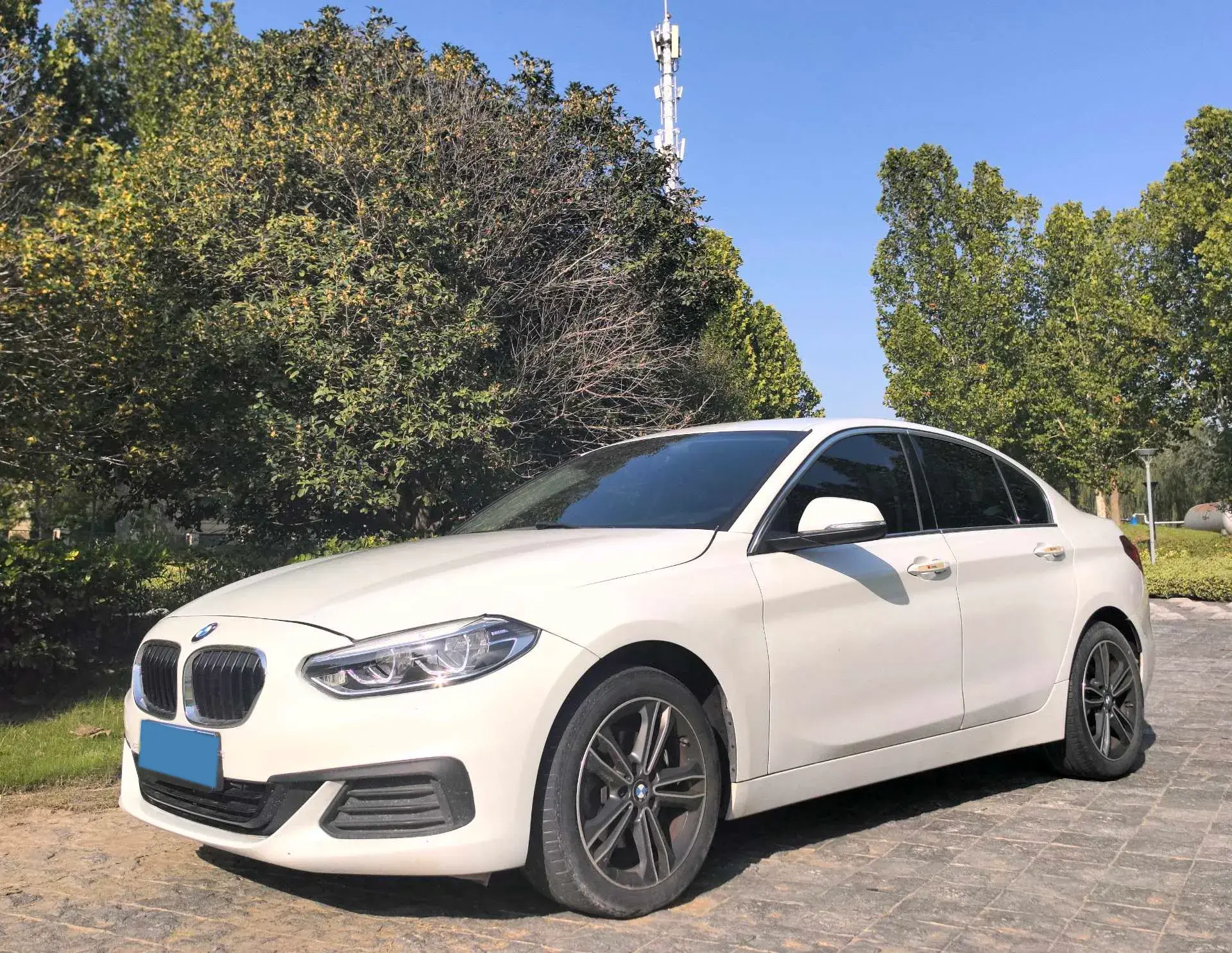 2020 BMW 1 view 1