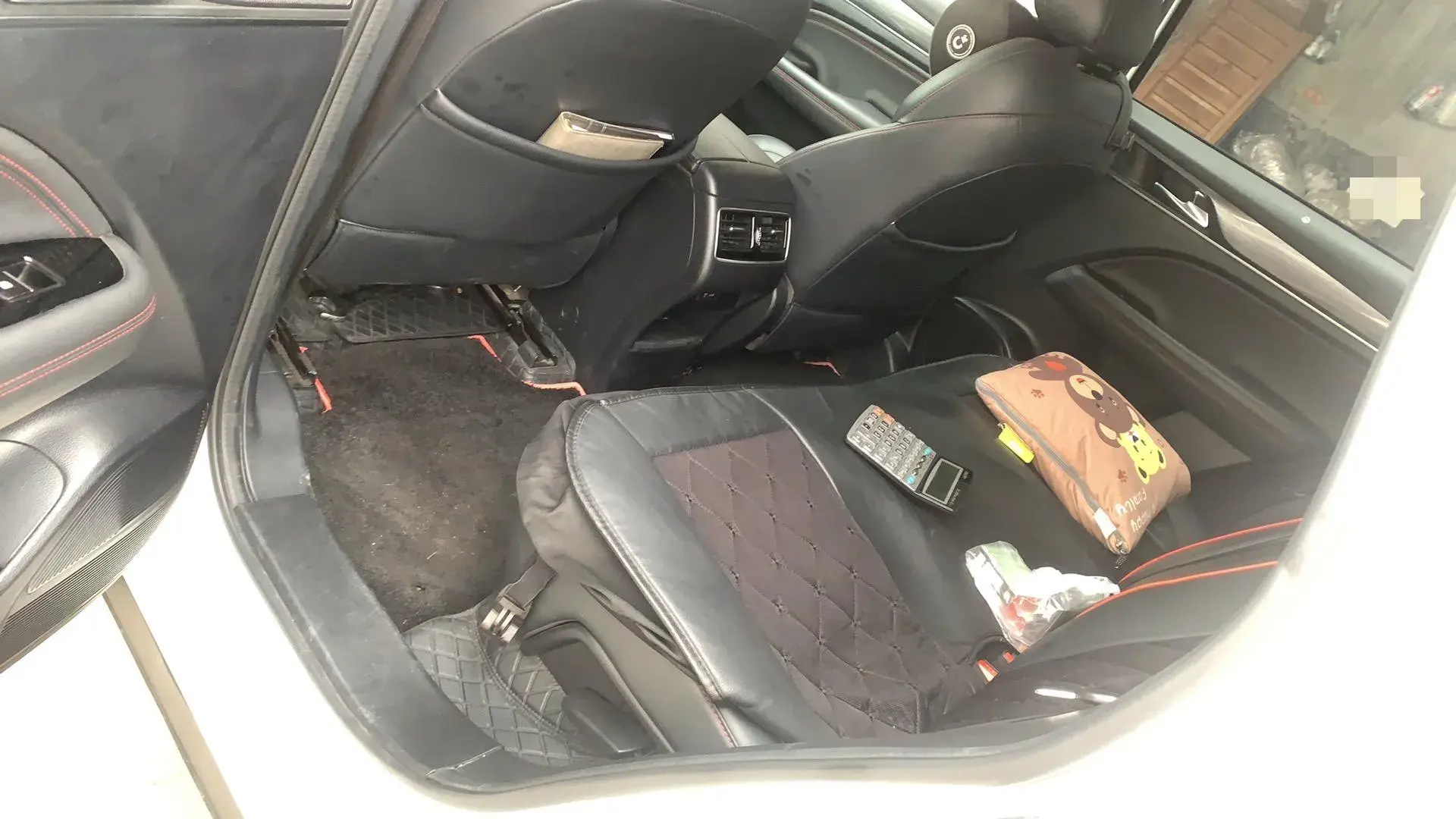 2021 GAC TRUMPCHI thumbnail 3