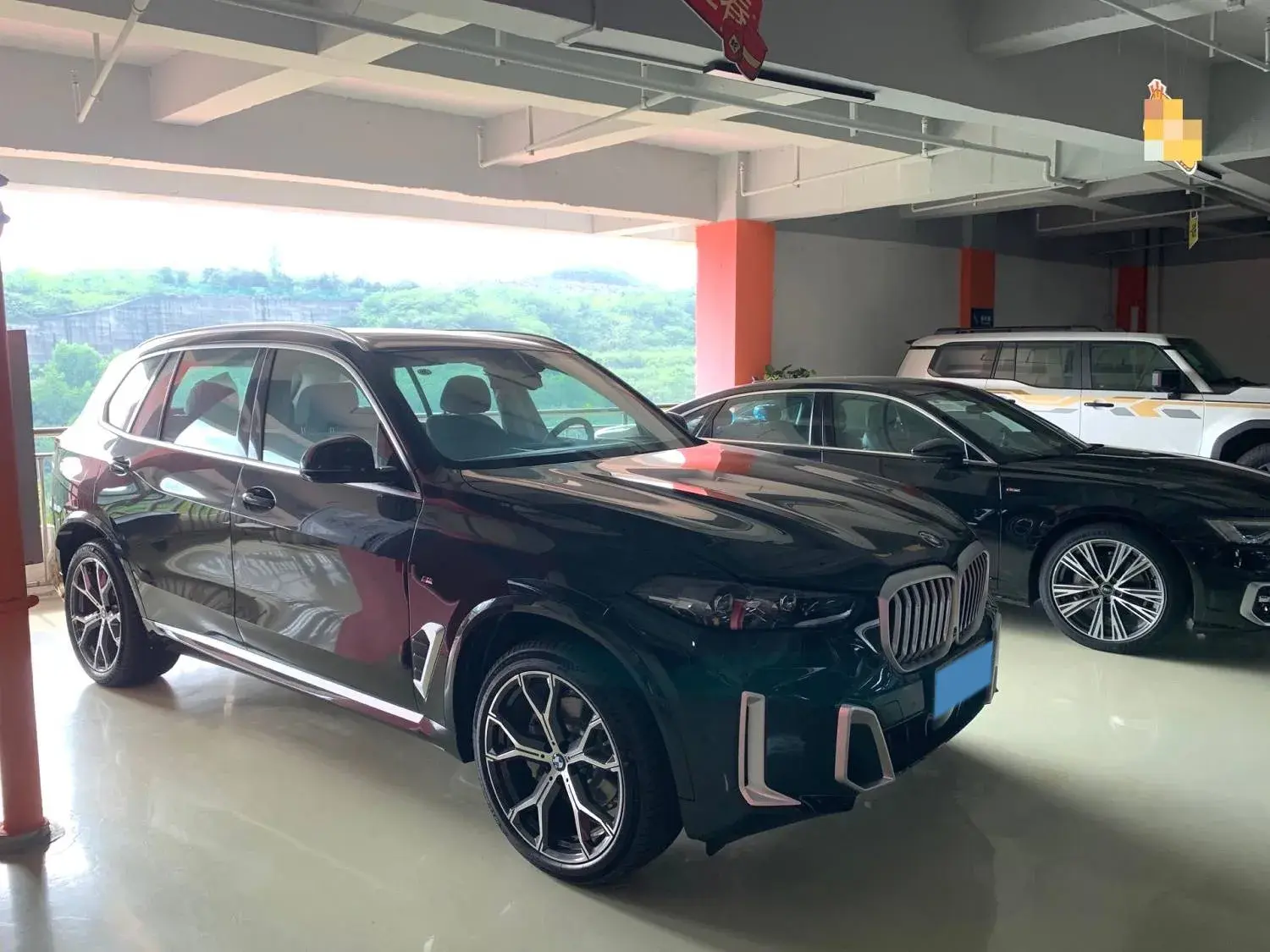 2023 BMW X5 thumbnail 4