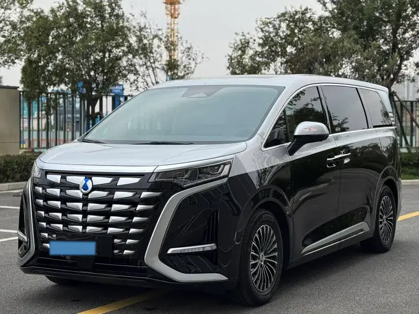 2024 Denza D9 1.5T 139HP L4 E-CVT PHEV 40KWH