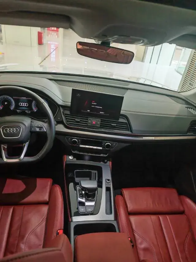 2022 AUDI Q5L thumbnail 4