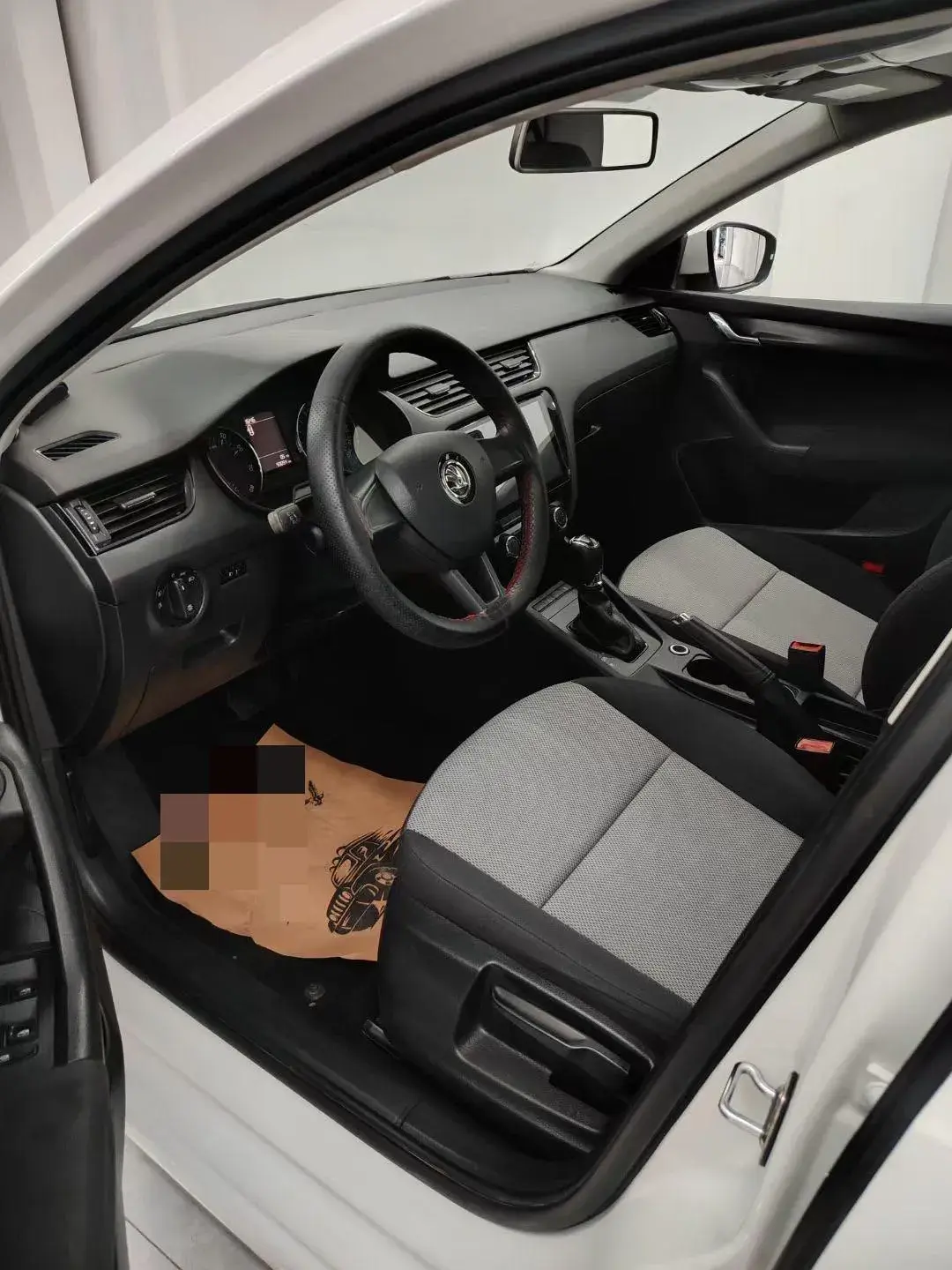 2017 SKODA OCTAVIA thumbnail 3