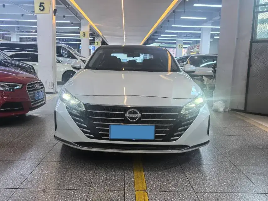 2022 NISSAN TEANA thumbnail 2