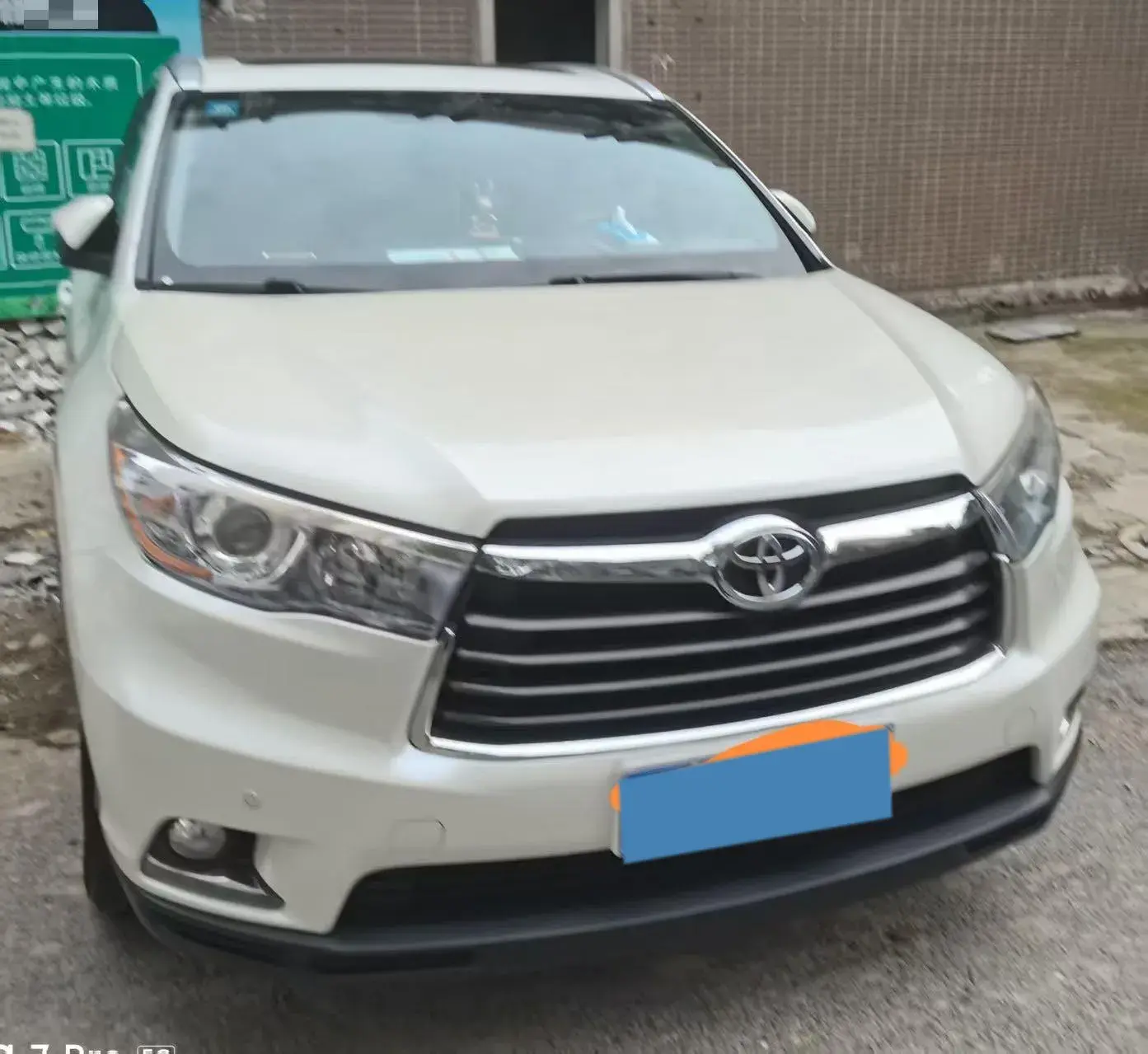 2017 TOYOTA HIGHLANDER thumbnail 3