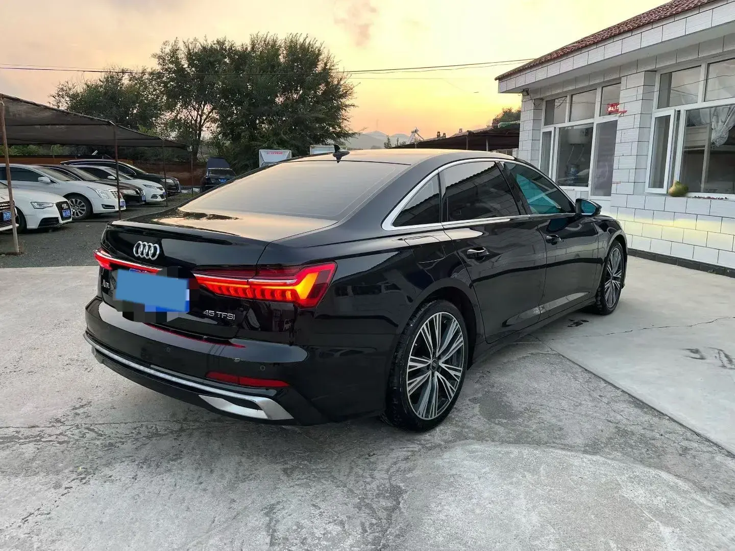 2022 AUDI A6L thumbnail 3