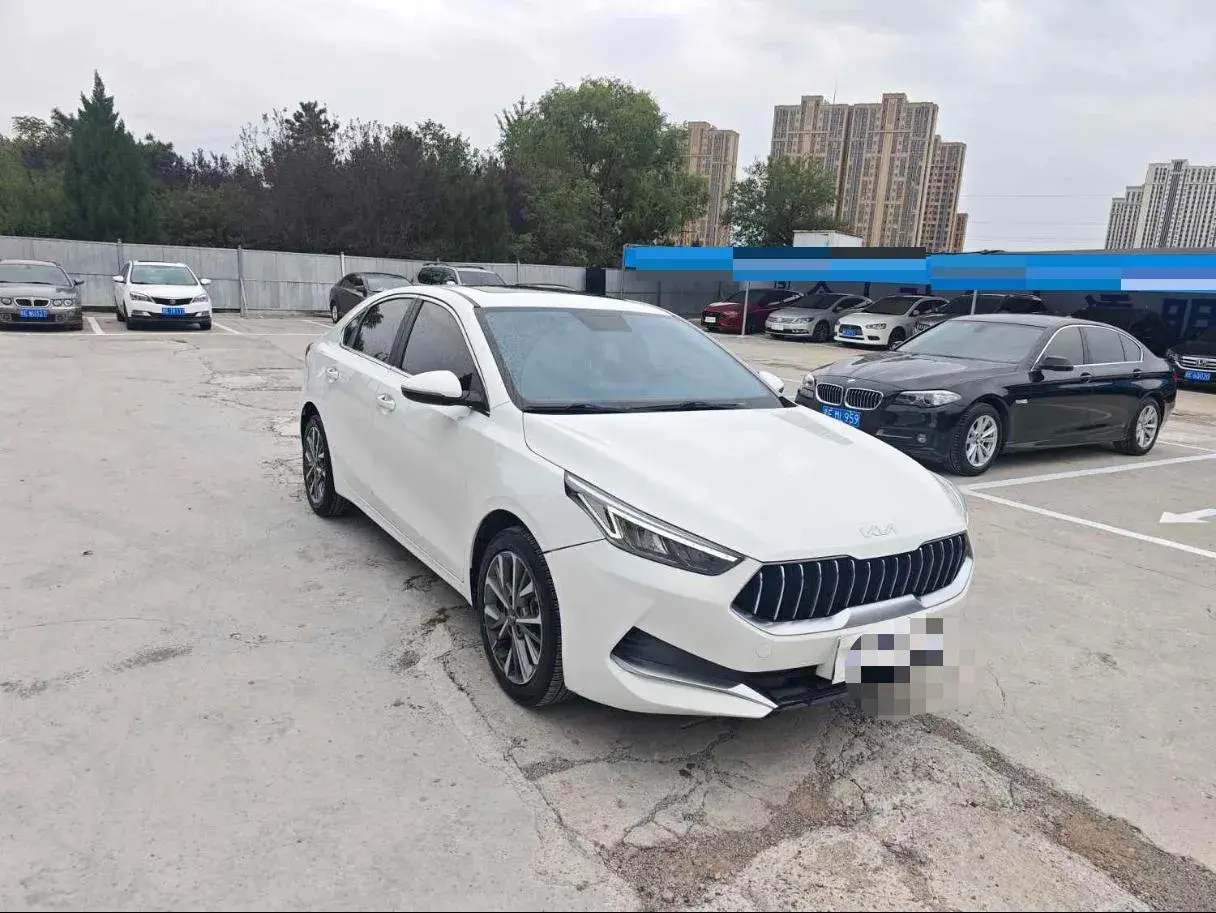 2021 KIA K3 thumbnail 3