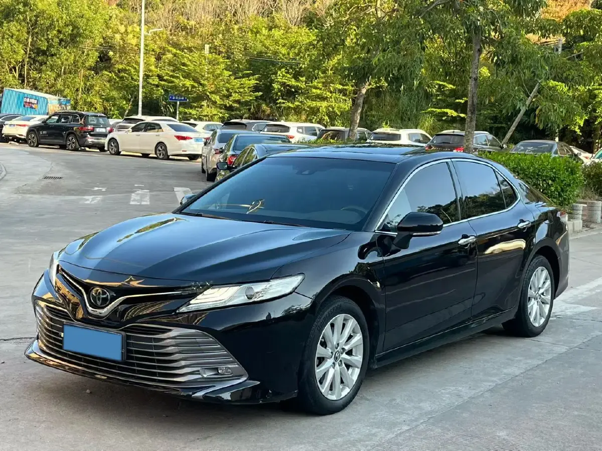 2019 Toyota Camry 2.0L 178HP L4 CVT