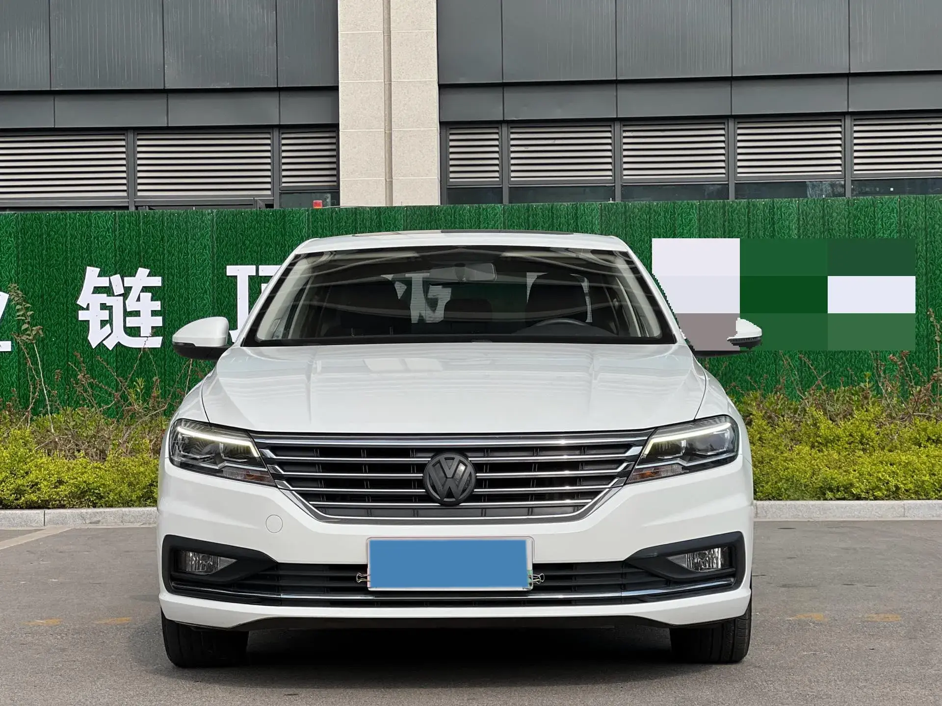 2019 VOLKSWAGEN LAVIDA thumbnail 2