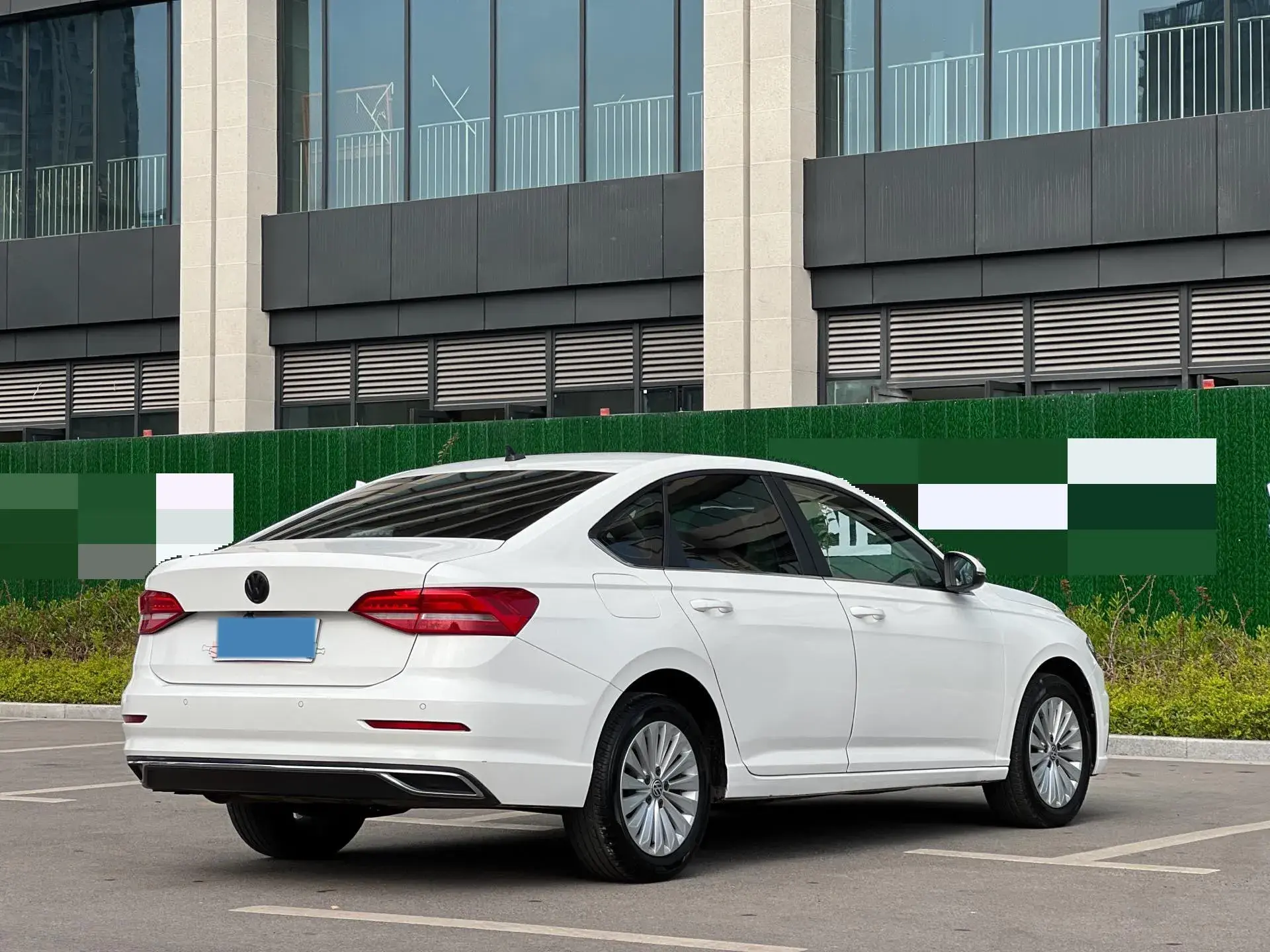 2019 VOLKSWAGEN LAVIDA thumbnail 4