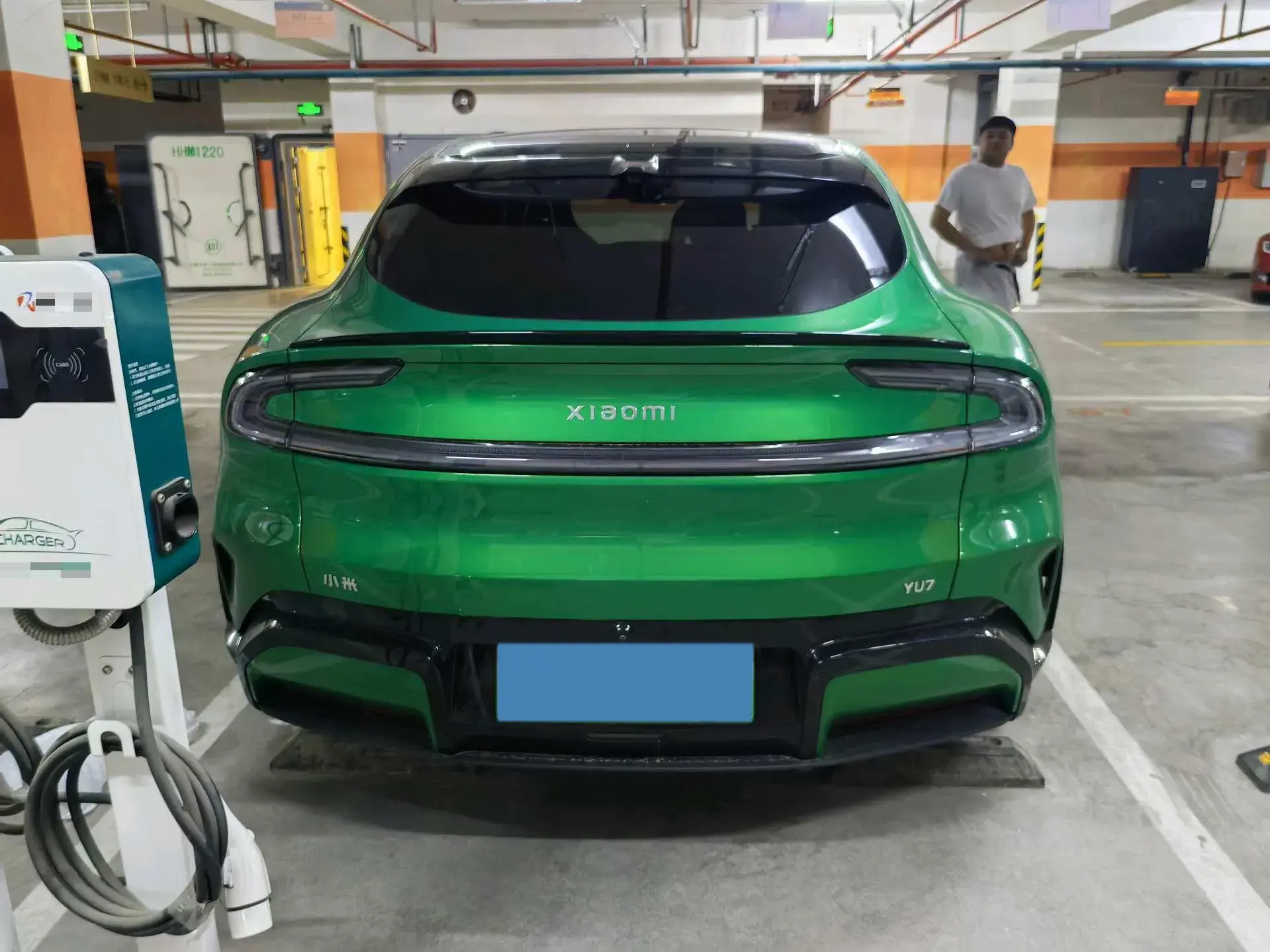 2025 MI YU7 thumbnail 3