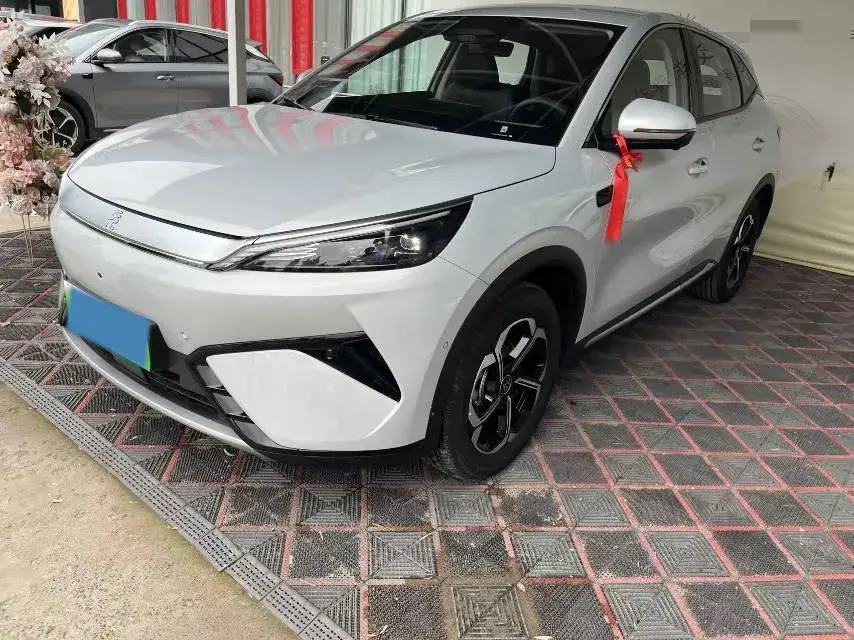 2025 BYD YUAN view 1