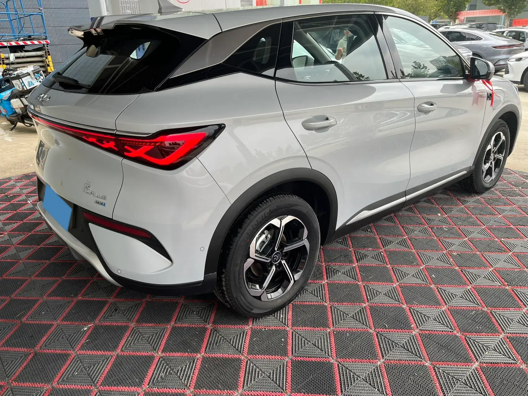 2025 BYD YUAN thumbnail 2