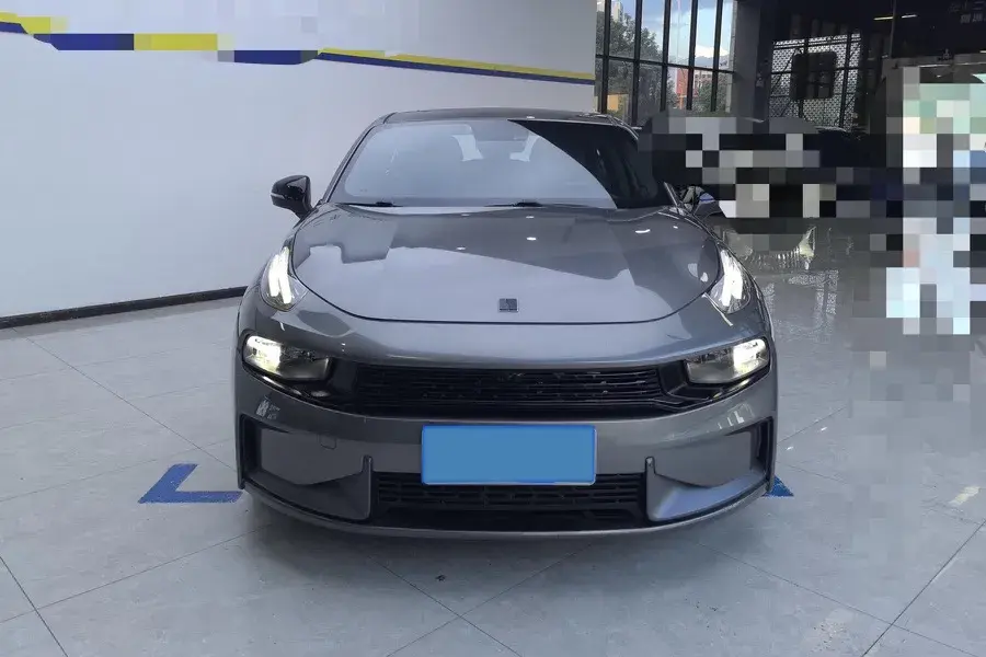 2022 LYNK&CO 03 thumbnail 3