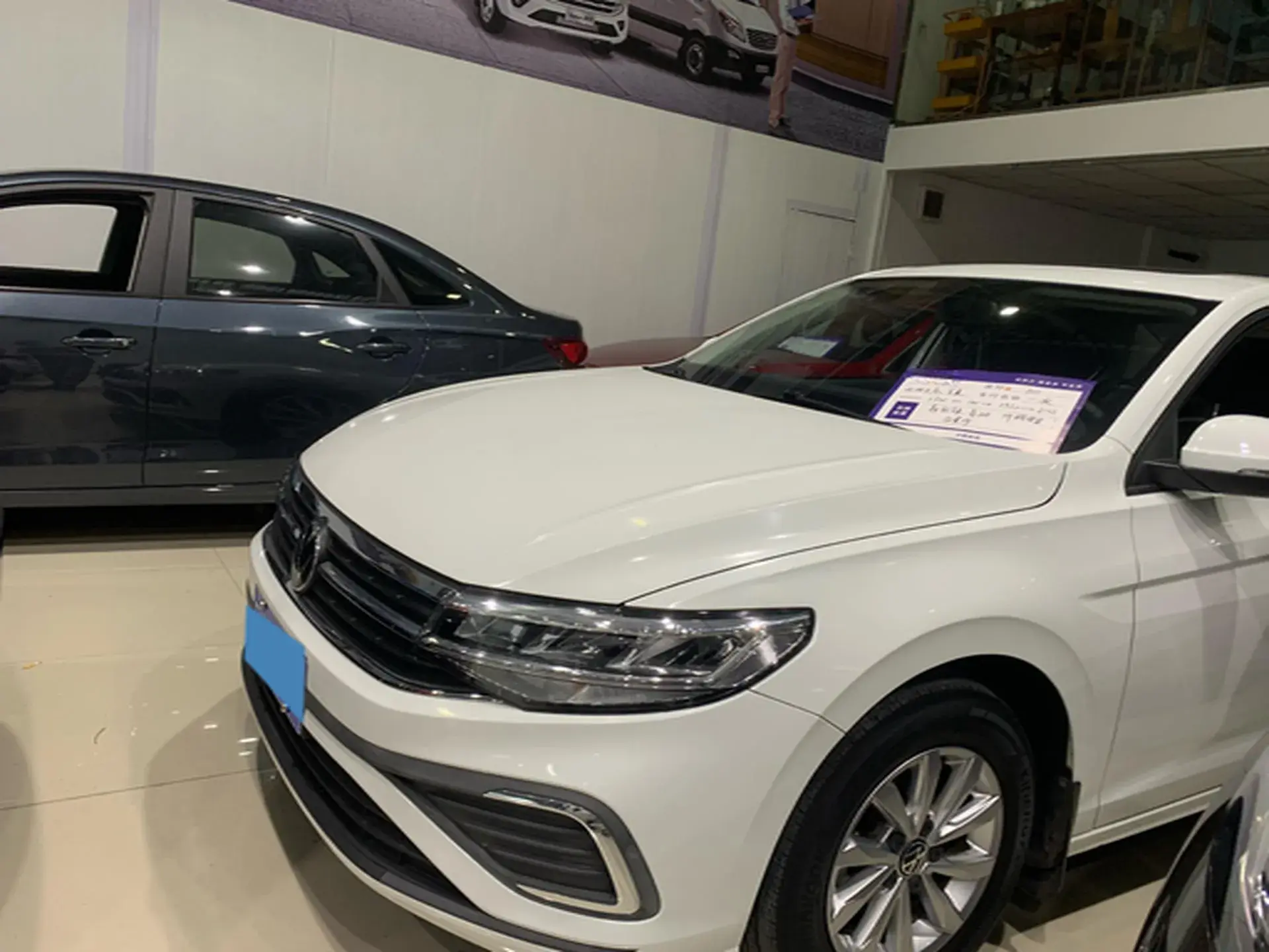 2023 VOLKSWAGEN BORA thumbnail 2