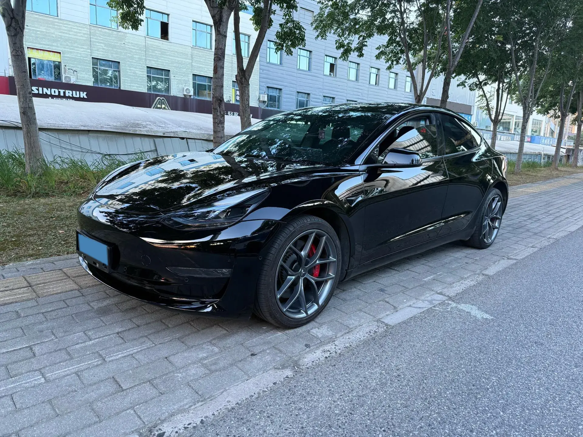 2022 TESLA MODEL view 1