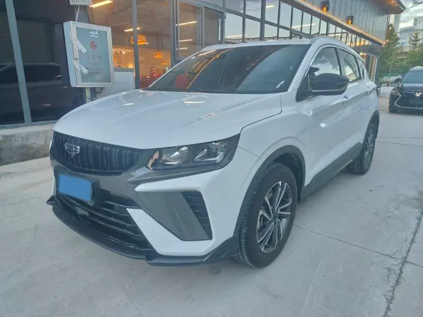 2023 GEELY COOLRAY view 1