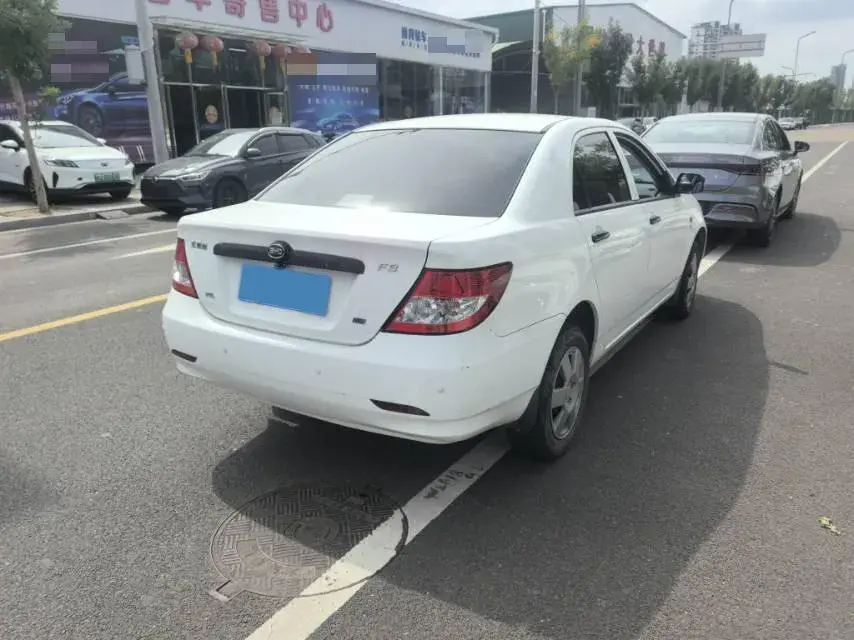 2020 BYD F3 thumbnail 4