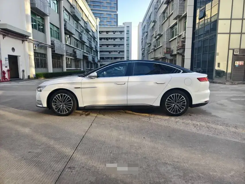 2020 BYD HAN thumbnail 3