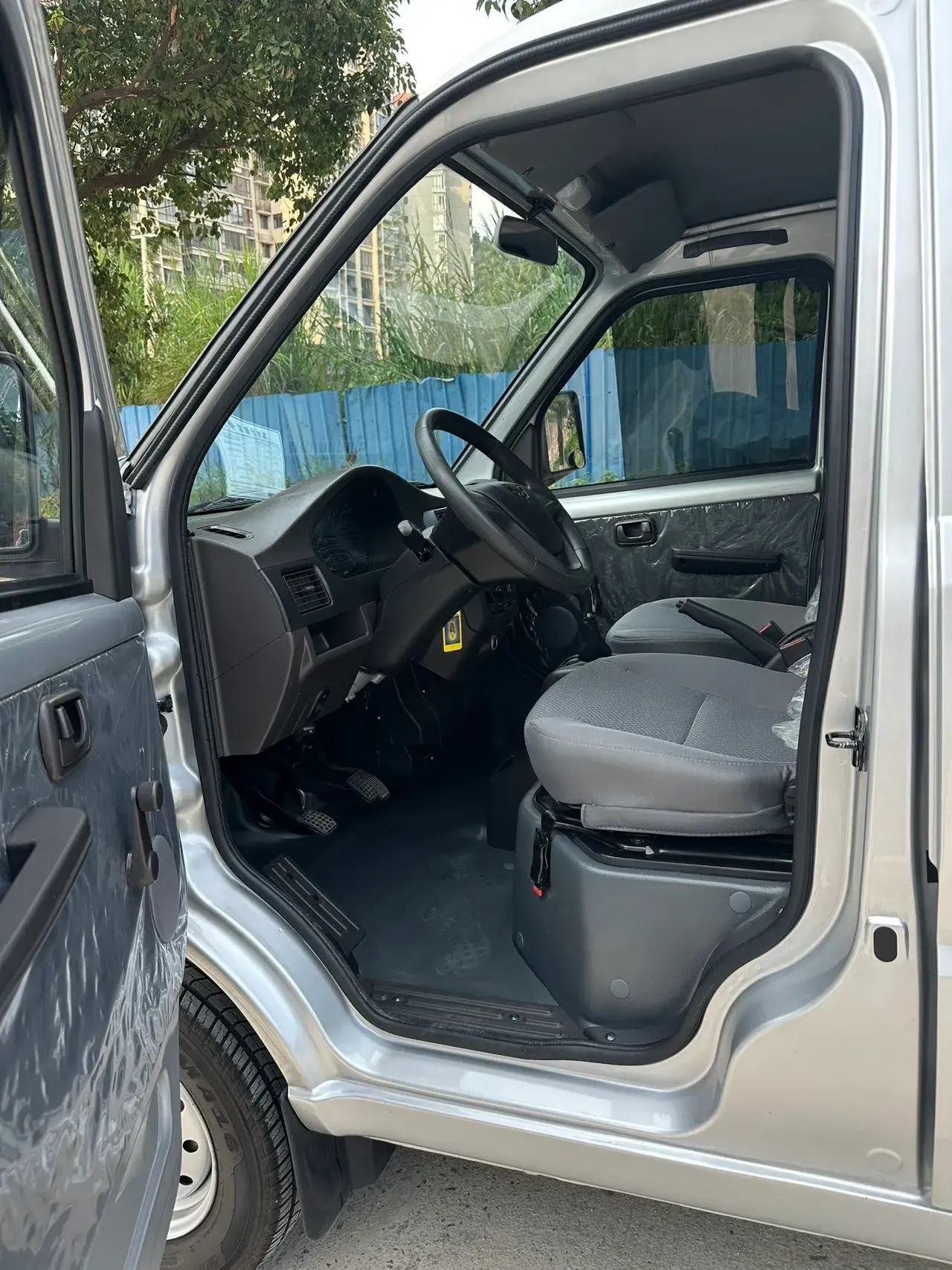 2022 WULING RONGGUANG thumbnail 3