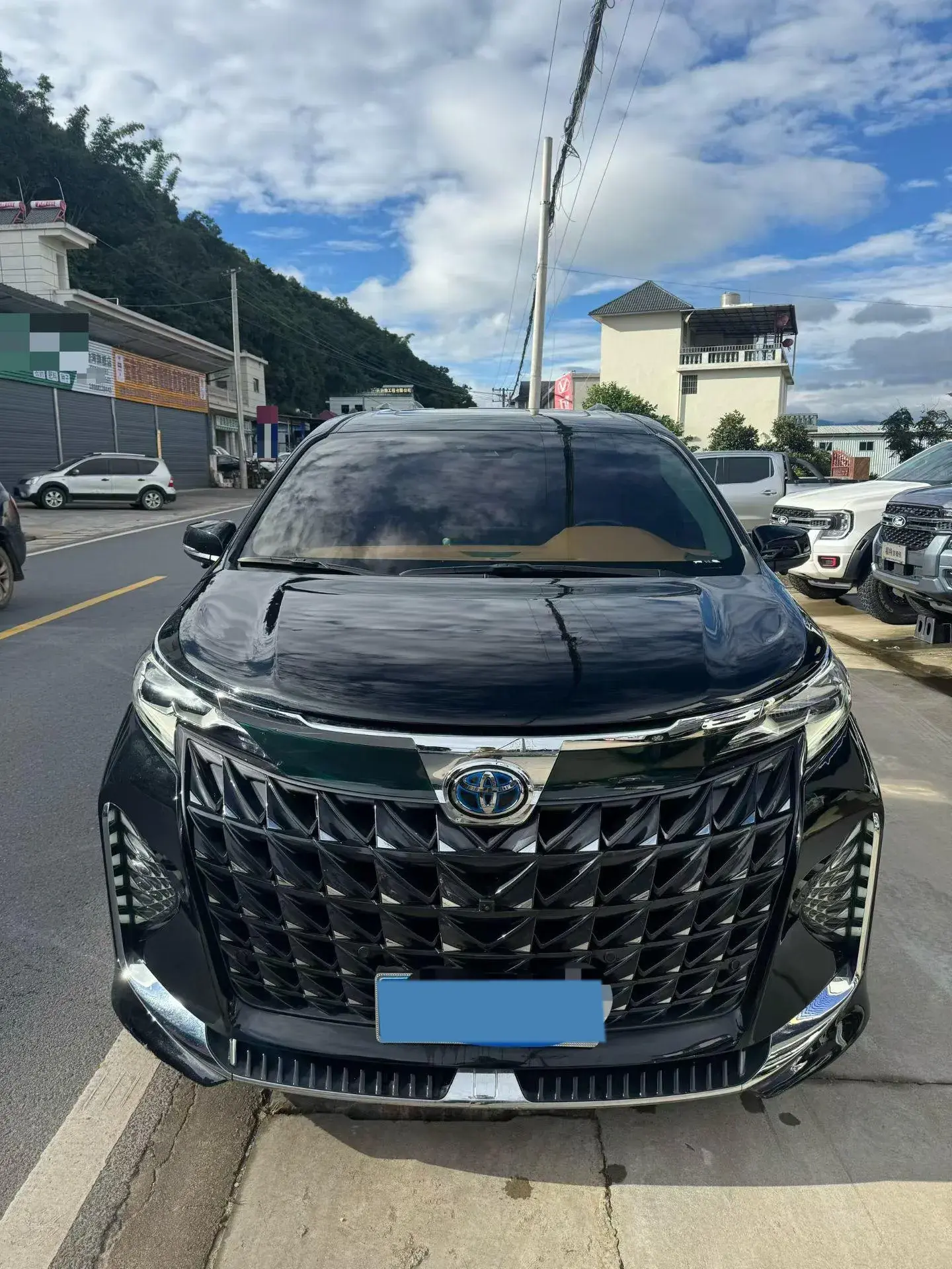 2023 TOYOTA SIENNA thumbnail 2