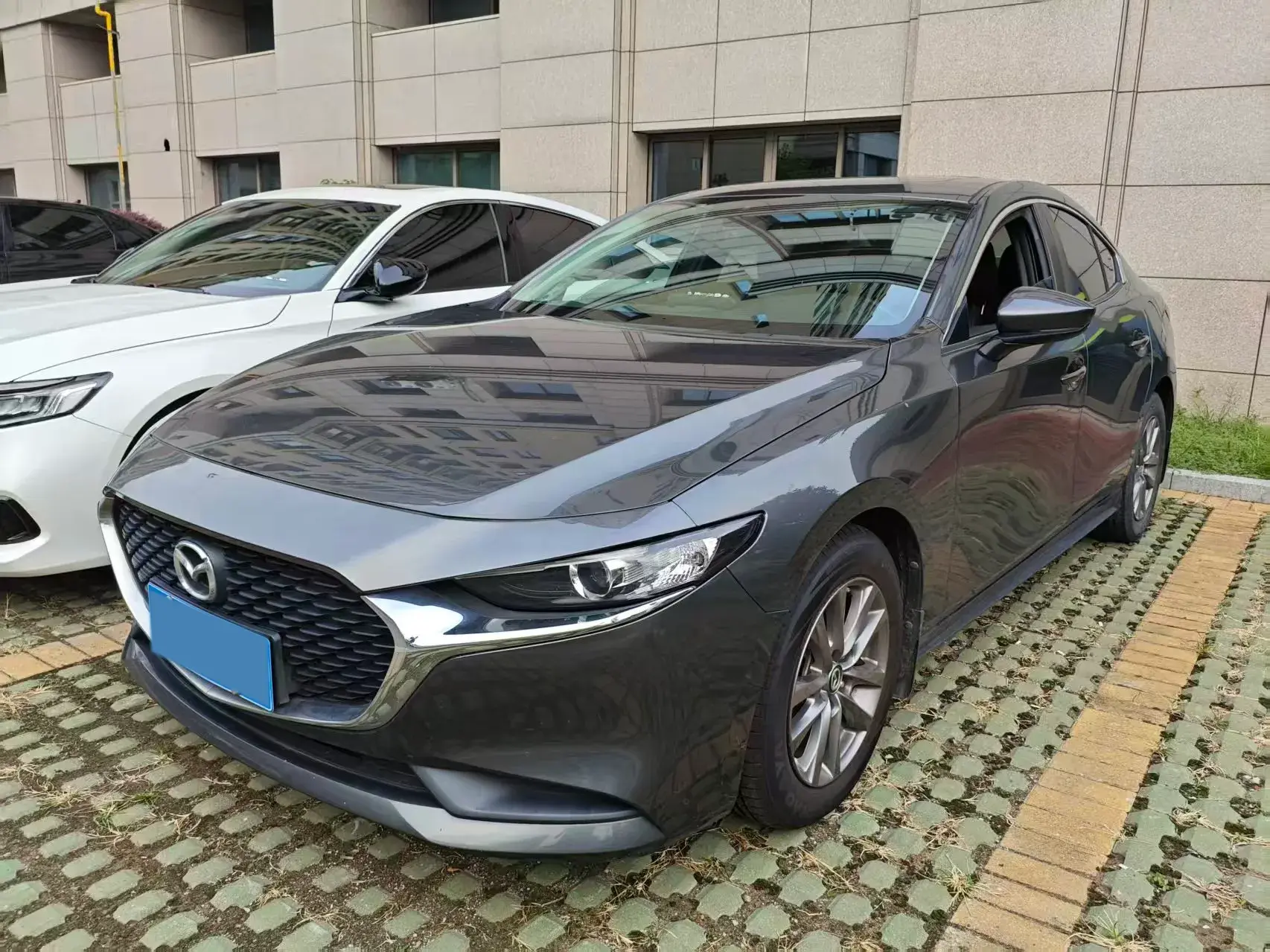2020 MAZDA 3 view 1