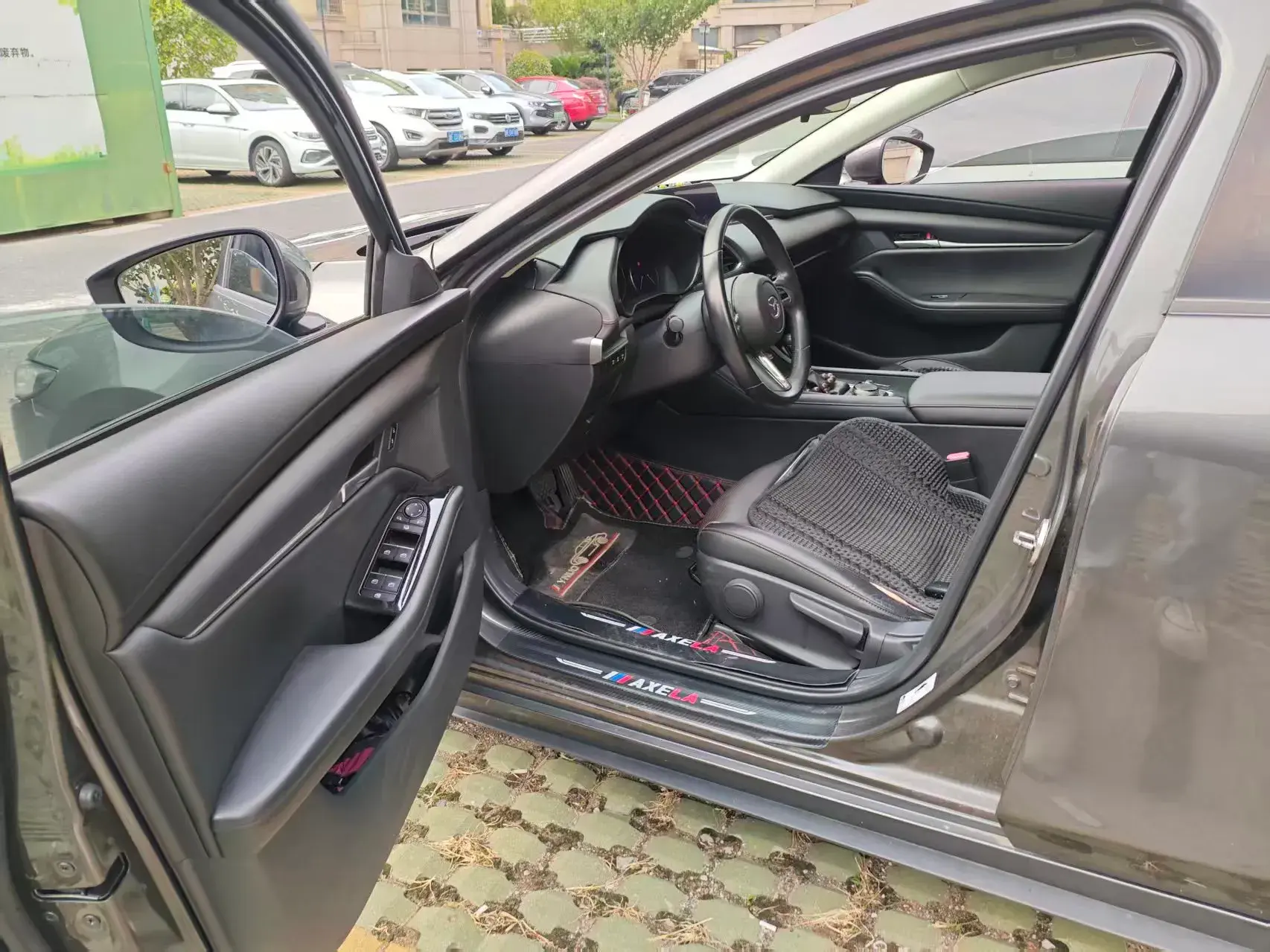 2020 MAZDA 3 thumbnail 2