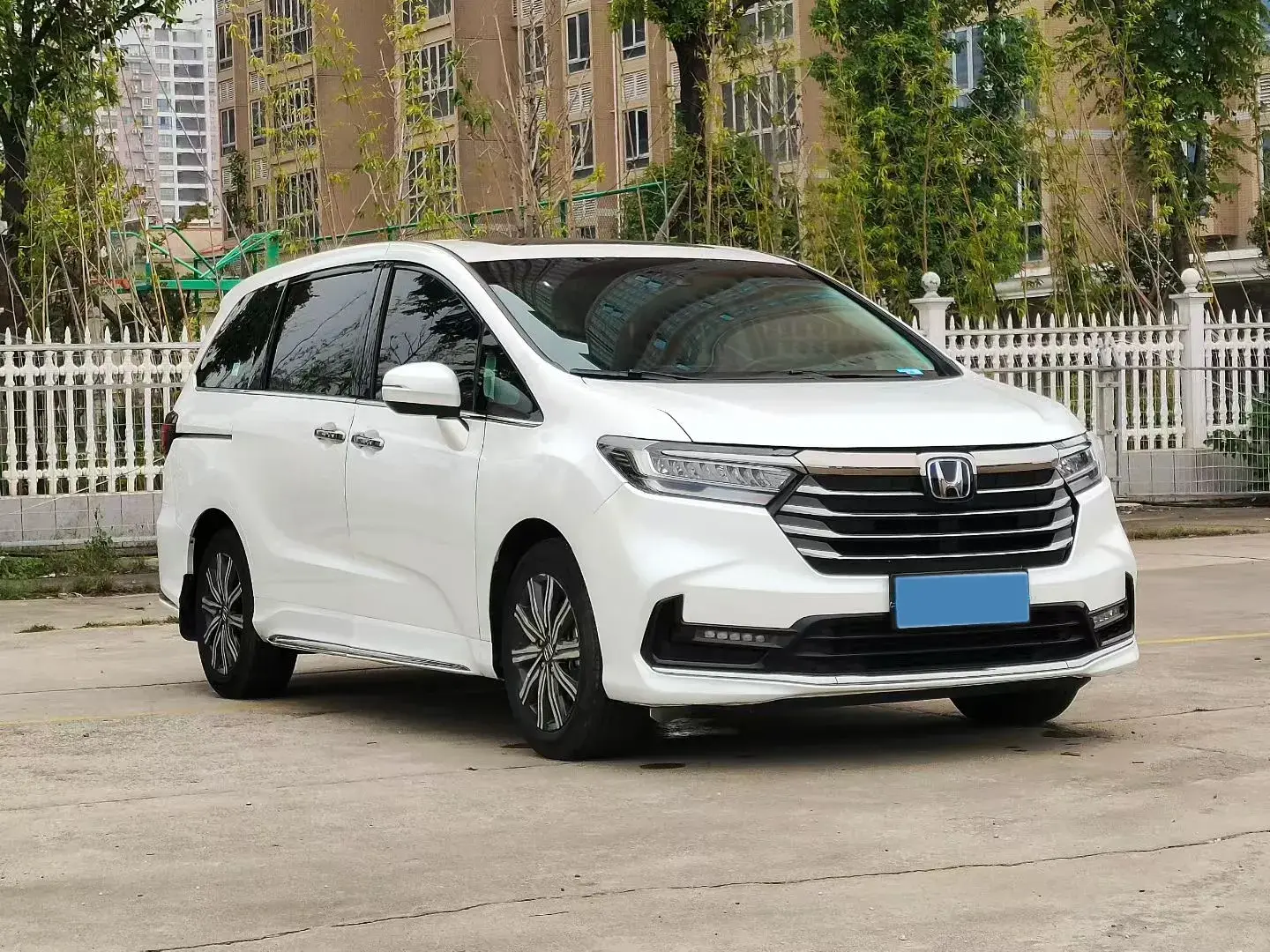 2022 HONDA ODYSSEY thumbnail 3