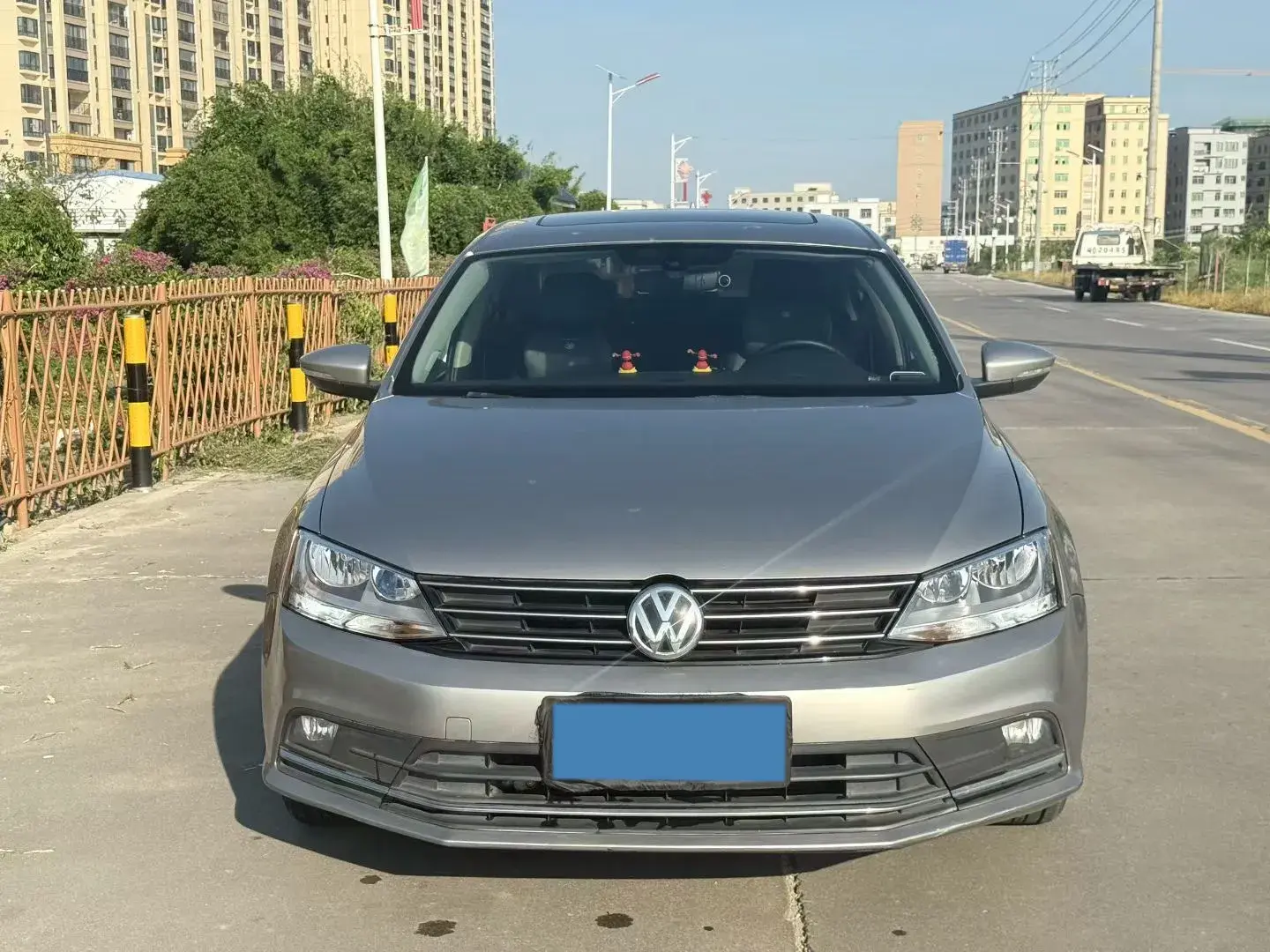 2018 VOLKSWAGEN SAGITAR thumbnail 2