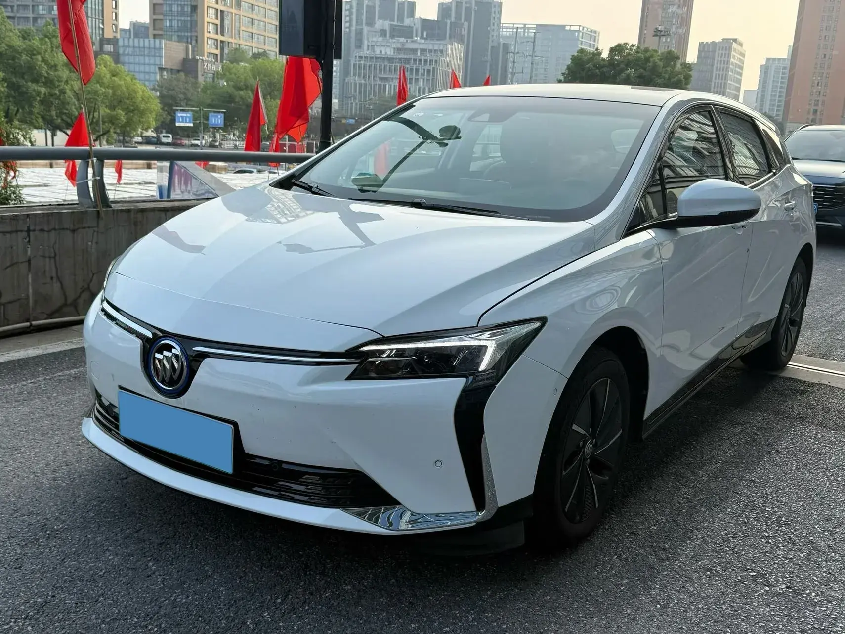 2020 BUICK VELITE view 1