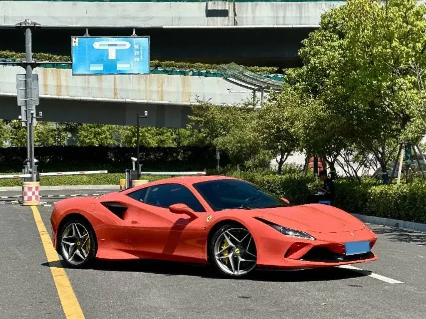 2019 FERRARI F8 thumbnail 4